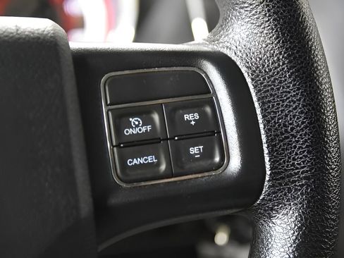 Used 2018 Dodge Grand Caravan SE w/ UConnect Hands-Free Group FWD image 26