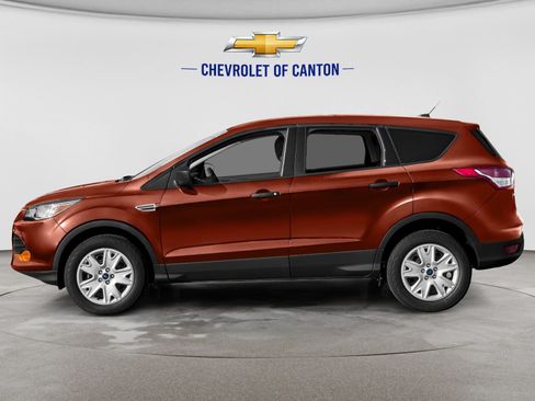 Used 2015 Ford Escape S FWD image 3