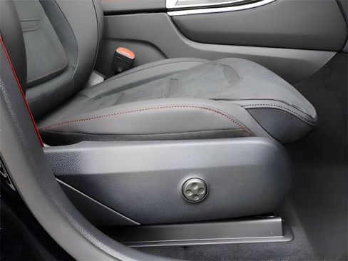 Certified 2025 Mercedes-Benz GLC 43 AMG GLC 43 AMG image 14