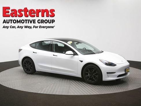 Used 2023 Tesla Model 3 Standard Range RWD image 42