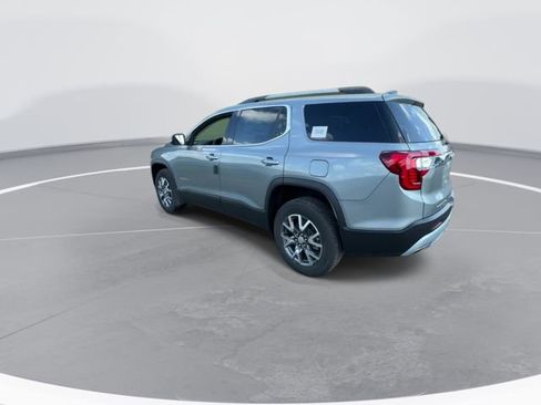 Used 2023 GMC Acadia SLT w/ Preferred Package image 6
