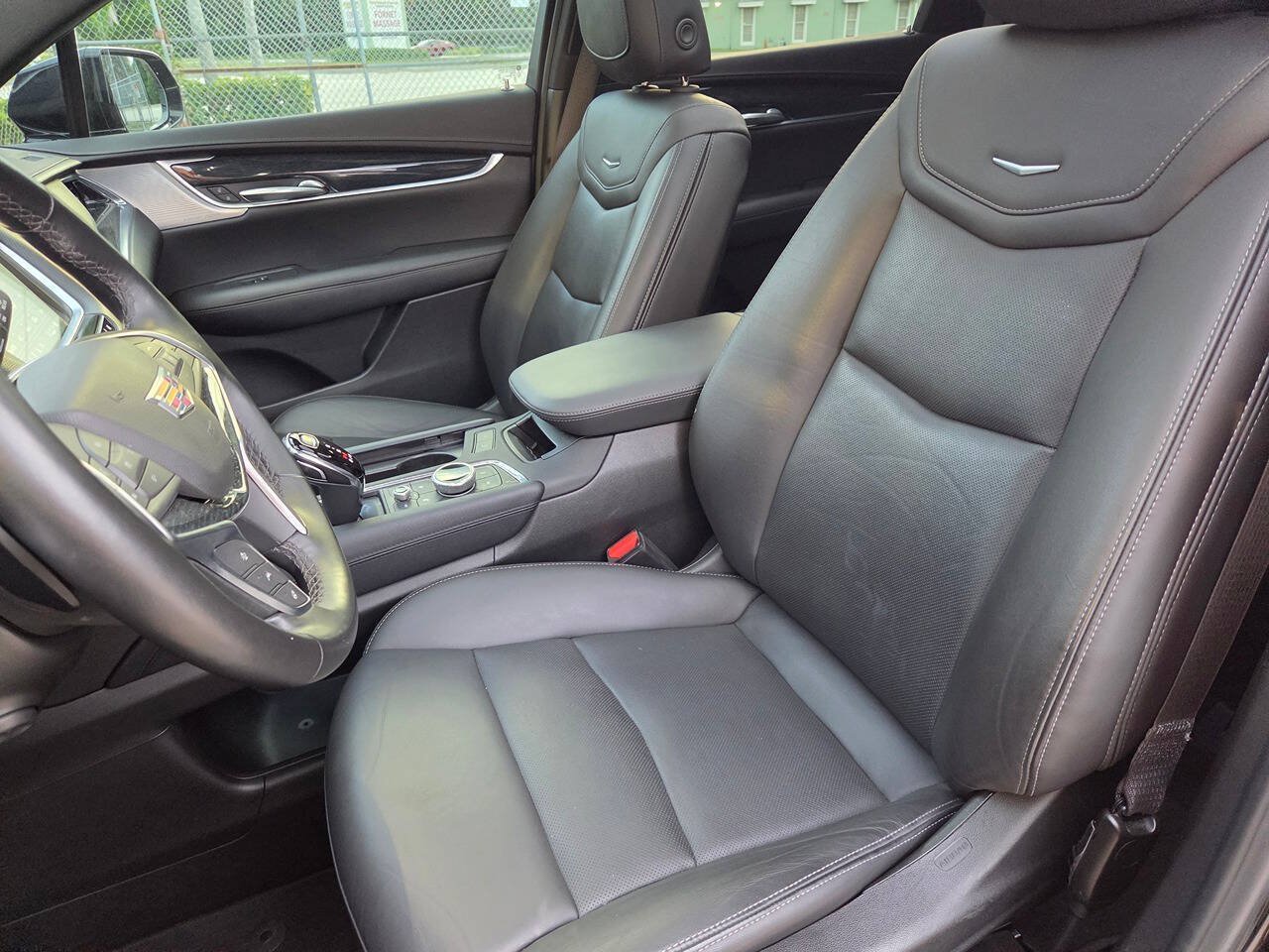 Used 2024 Cadillac XT5 Premium Luxury w/ Technology Package FWD image 23