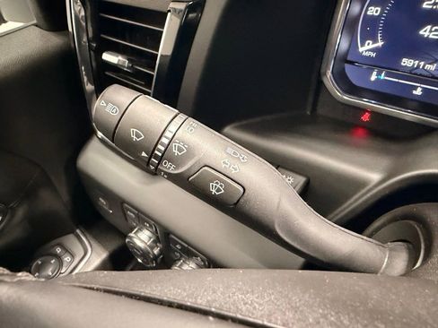 Used 2024 GMC Sierra 3500 Denali w/ Denali Reserve Package image 43