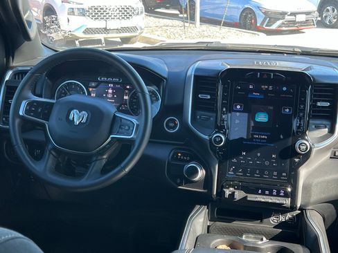 Used 2024 RAM 1500 Lone Star image 19