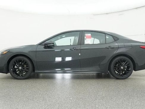 New 2026 Toyota Camry SE image 19