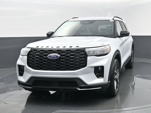 New 2026 Ford Explorer ST-Line w/ ST-Line Street Pack image 25