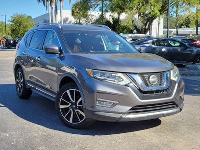 Used 2018 Nissan Rogue SL w/ Premium Package