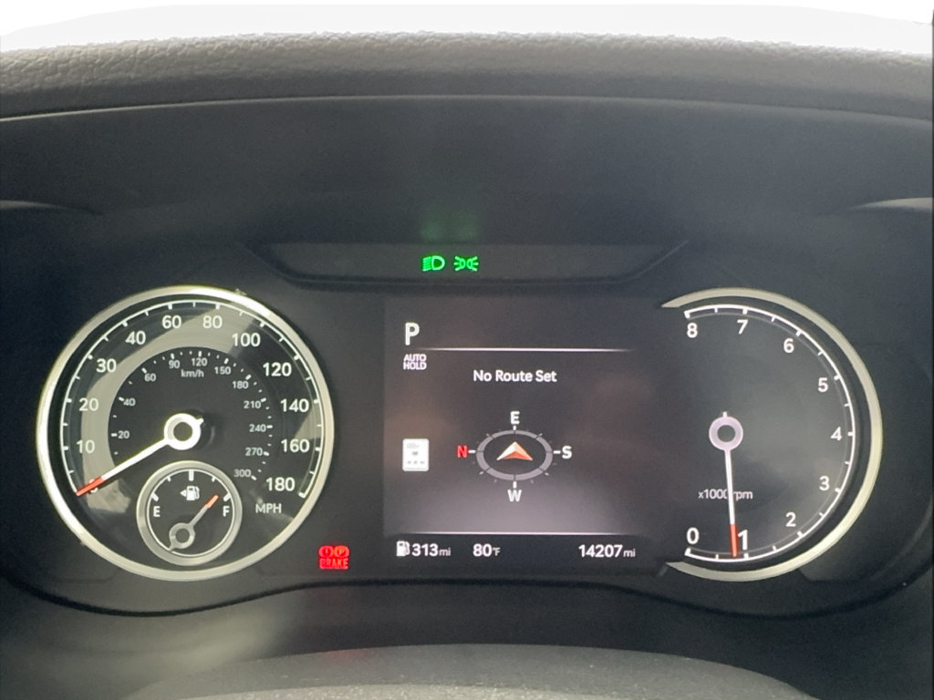 Used 2026 Genesis G70 2.5T RWD image 42