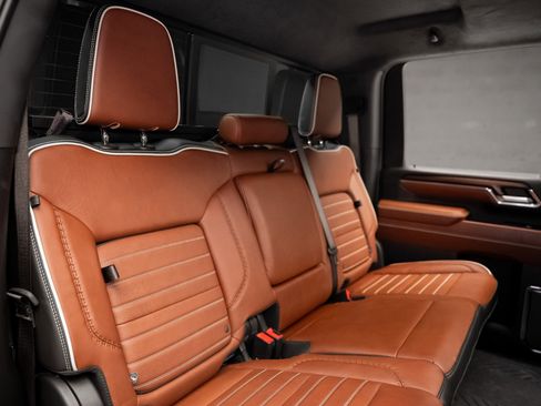 Used 2024 GMC Sierra 2500 Denali Ultimate w/ LPO, GMC Protection Package image 61