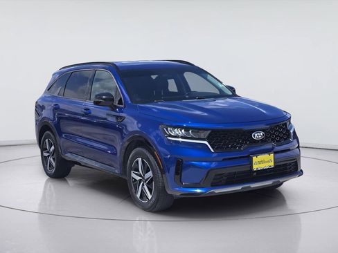 Used 2021 Kia Sorento S FWD image 3