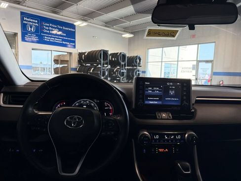 Used 2021 Toyota RAV4 TRD Off-Road w/ TRD Off-Road Weather Package AWD/4WD image 10