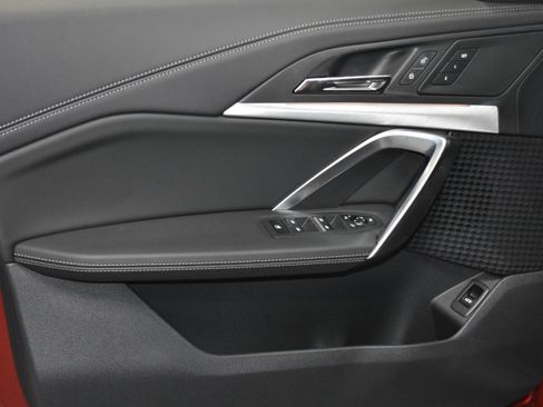 New 2026 BMW X1 xDrive28i w/ Technology Package image 3