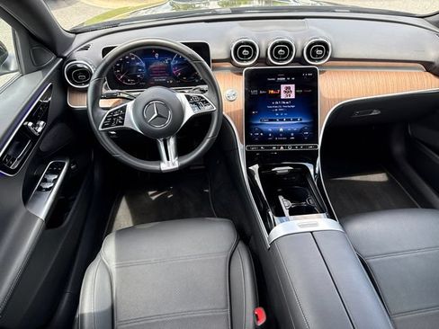 Used 2025 Mercedes-Benz C 300 Sedan image 23