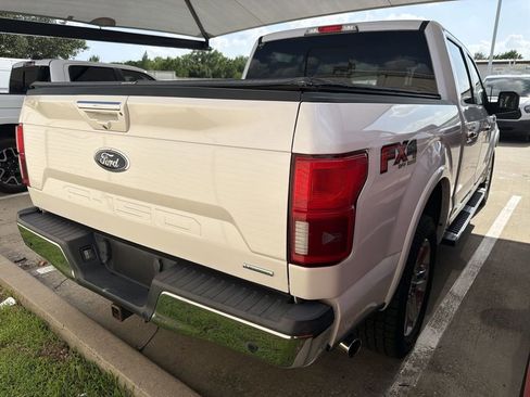 Used 2018 Ford F150 Lariat w/ Equipment Group 502A Luxury AWD/4WD image 3
