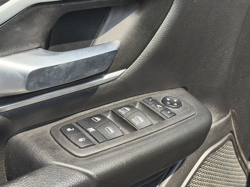 Used 2022 RAM 1500 Big Horn AWD/4WD image 17