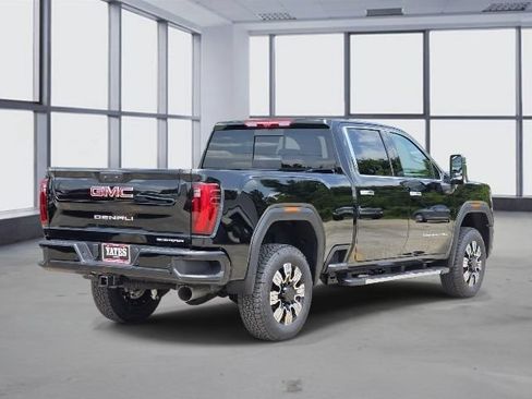 New 2026 GMC Sierra 2500 Denali w/ Denali Reserve Package AWD/4WD image 3