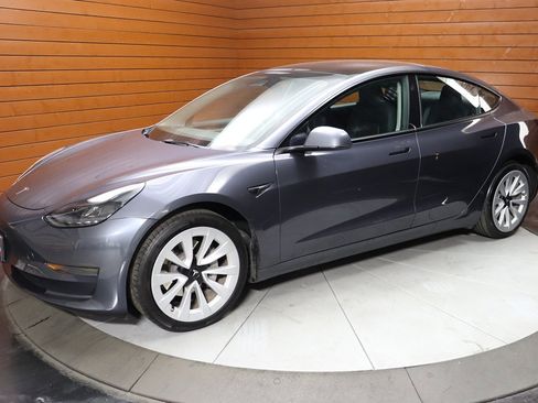 Used 2023 Tesla Model 3 Long Range image 5