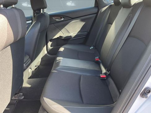 Used 2019 Honda Civic Sport image 9
