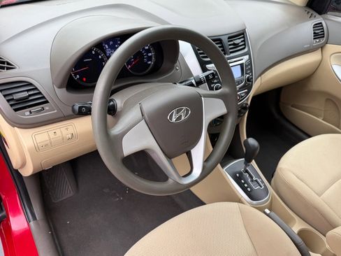 Used 2013 Hyundai Accent GLS image 11