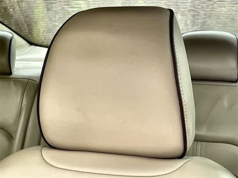 Used 2017 Ford Fusion Platinum image 25