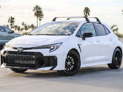 Certified 2025 Toyota Corolla Premium image 1