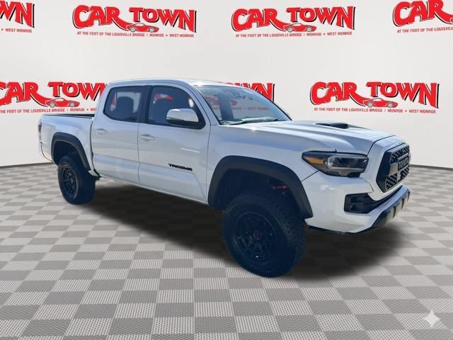 Used 2023 Toyota Tacoma TRD Pro AWD/4WD image 2