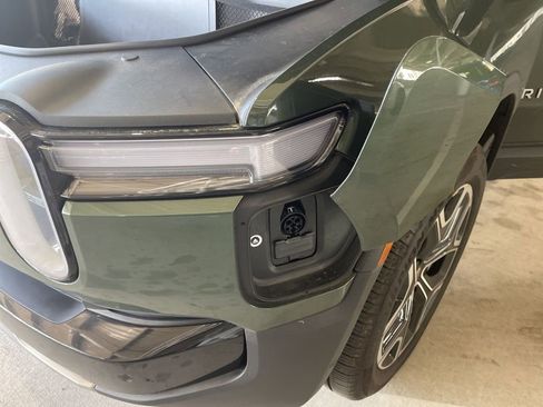 Used 2025 Rivian R1S Adventure image 24