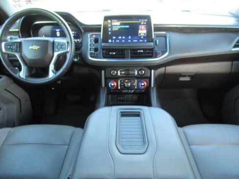 Used 2023 Chevrolet Tahoe LT RWD image 12