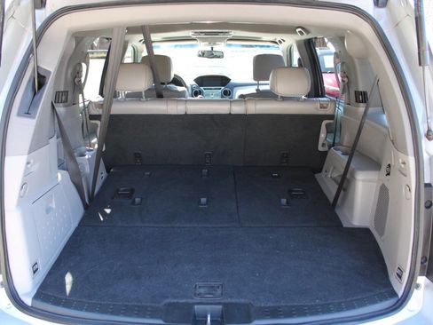 Used 2010 Honda Pilot Touring image 18