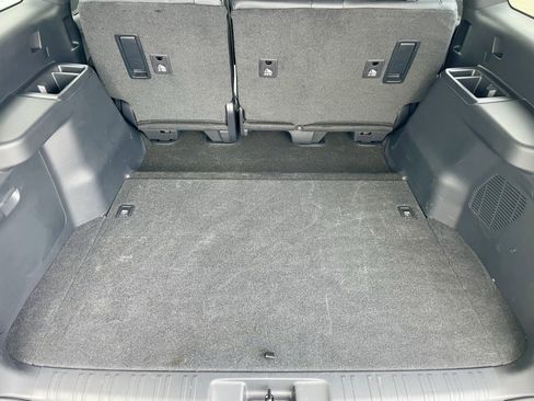 Used 2024 Lexus GX 550 image 34