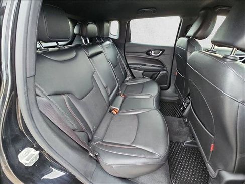 Used 2023 Jeep Compass Trailhawk AWD/4WD image 18