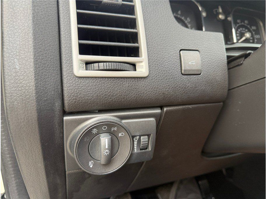 Used 2008 Lincoln MKX AWD image 26