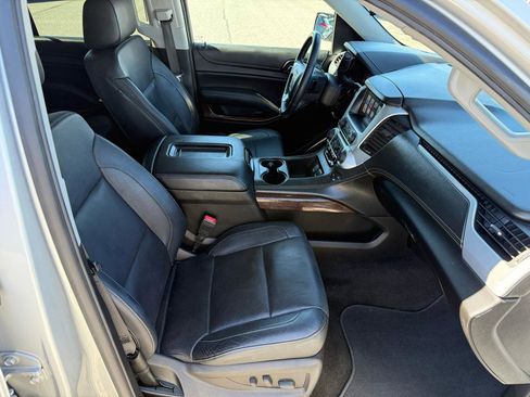 Used 2018 GMC Yukon SLT w/ Premium Edition image 18