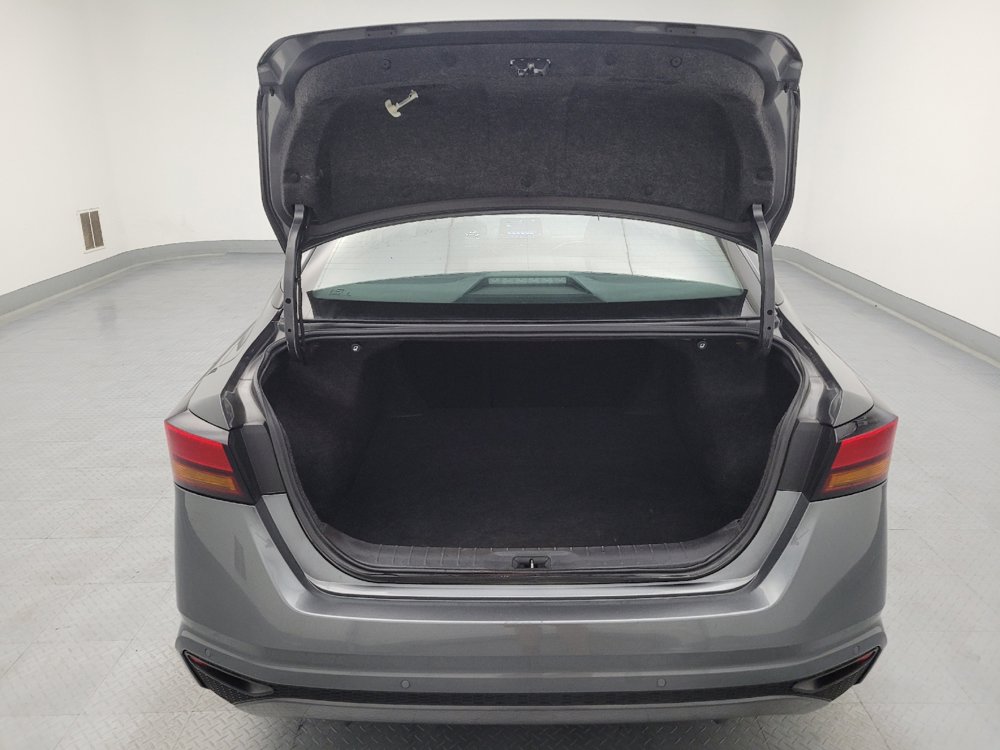 Used 2025 Nissan Altima 2.5 SV FWD image 29