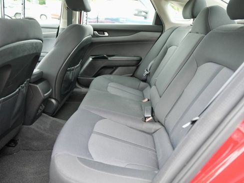 Used 2023 Kia K5 LXS image 11