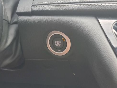 New 2025 Chrysler Pacifica Select w/ Fav Edition Package image 20