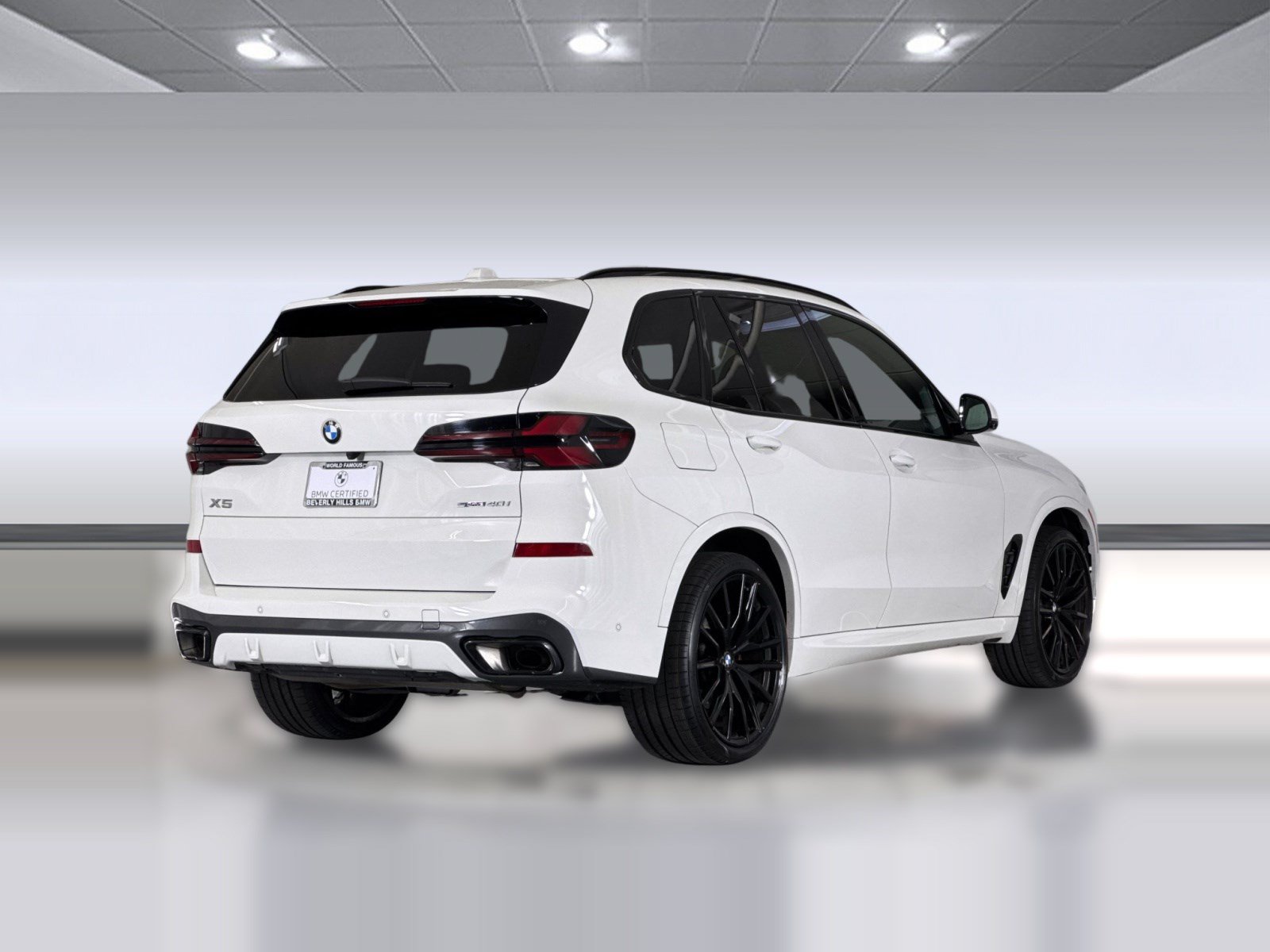 Certified 2025 BMW X5 sDrive40i w/ M Sport Package RWD image 9