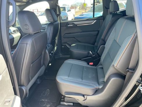 Used 2025 GMC Acadia AT4 w/ LPO, Floor Liner Package image 5