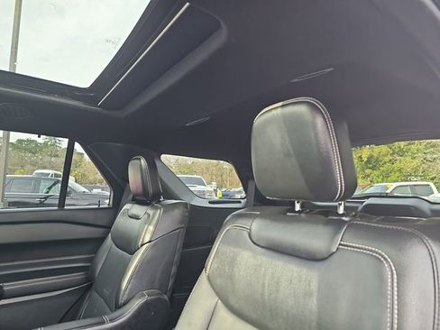 Used 2022 Ford Explorer ST w/ Equipment Group 401A image 17