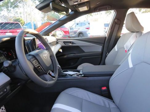 Certified 2026 Toyota Camry SE w/ Convenience Package image 15