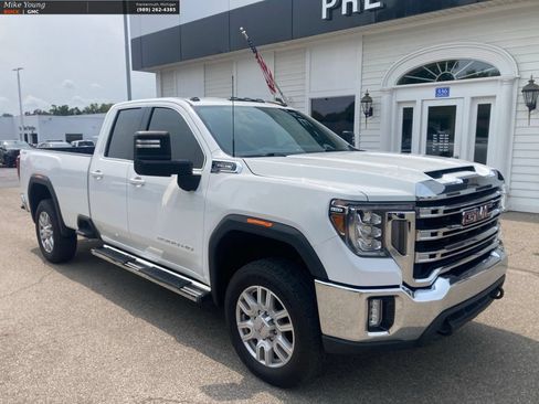 Used 2022 GMC Sierra 2500 SLE w/ SLE Value Package; AWD/4WD image 3