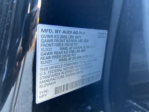 Used 2023 Audi Q8 Prestige image 35