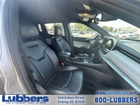 Used 2025 Jeep Compass Limited AWD/4WD image 21