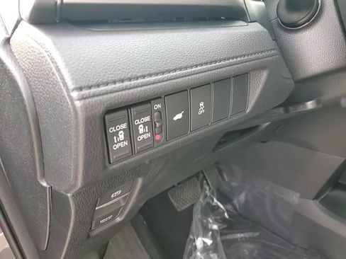 New 2026 Honda Odyssey EX-L image 14