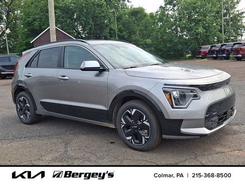 New 2026 Kia Niro Wind w/ Wind Preserve Package FWD image 2