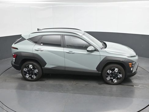 Used 2025 Hyundai Kona SEL AWD/4WD image 30