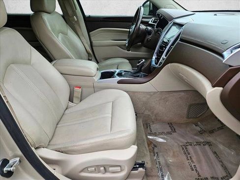 Used 2015 Cadillac SRX Luxury w/ Driver Awareness Package image 19