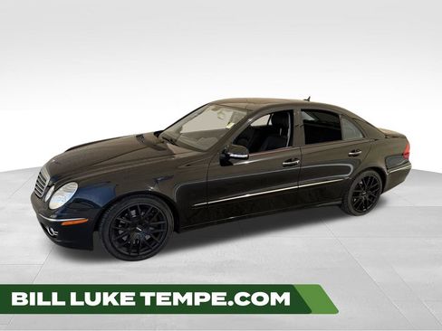 Used 2008 Mercedes-Benz E 350 4MATIC Sedan image 1