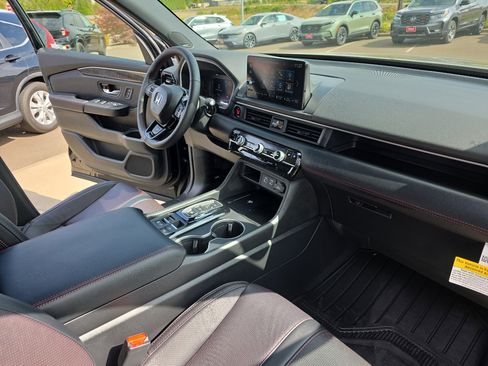 New 2025 Honda Pilot Black Edition image 37