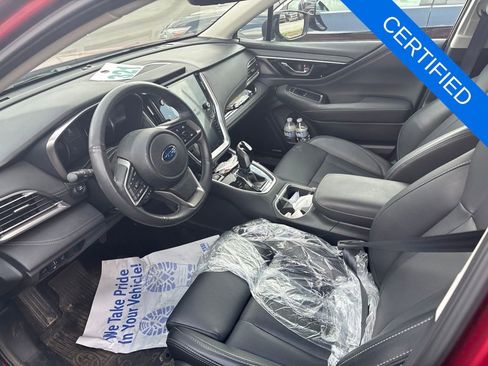 Certified 2025 Subaru Outback Limited AWD/4WD image 5